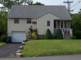 19 Wall St, Metuchen, NJ 08840