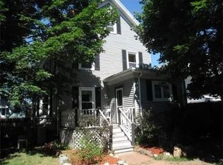 81 Pine St, Swampscott, MA 01907