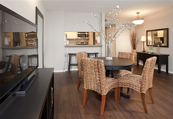 Hardwood Vinyl Floors