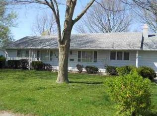 1102 E Van Buren St, Nappanee, IN 46550