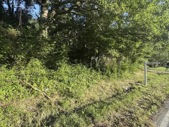 1709 Batts Neck Rd, Stevensville, MD 21666