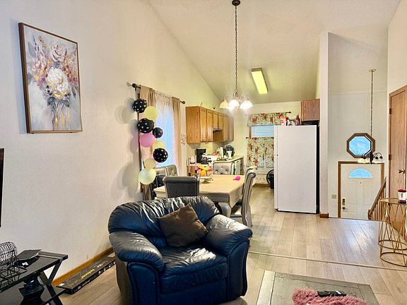5th image of 1829 Gryn Dr