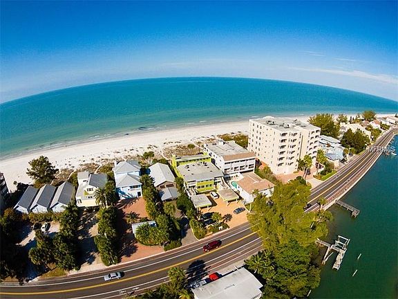 3rd image of 19812 Gulf Blvd APT 5