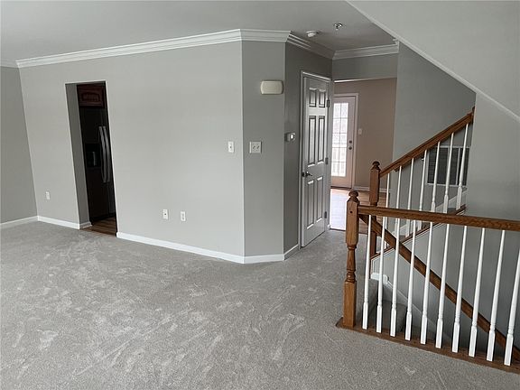 2nd image of 411 Fairgate Dr