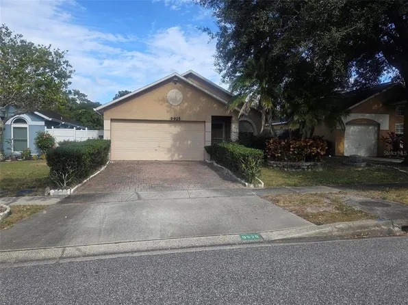 9925 Dean Oaks Ct, Orlando, FL 32825
