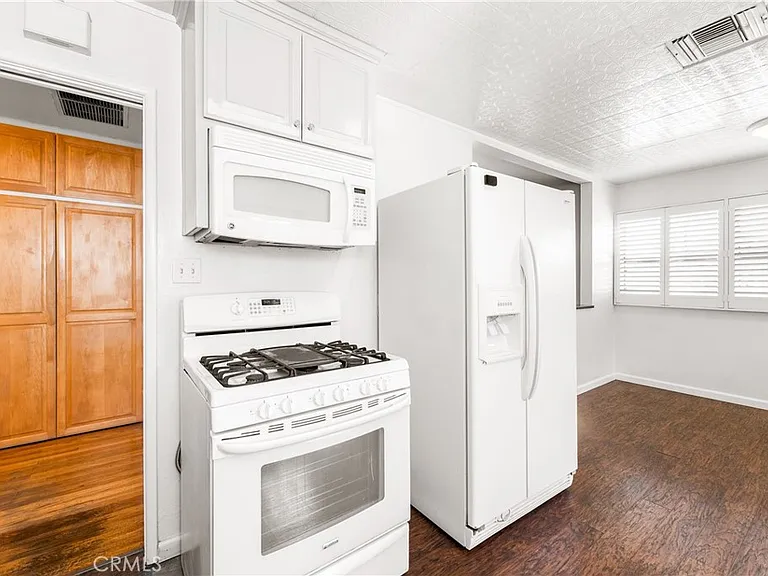 1231 E Mayfair Ave — Photo 14
