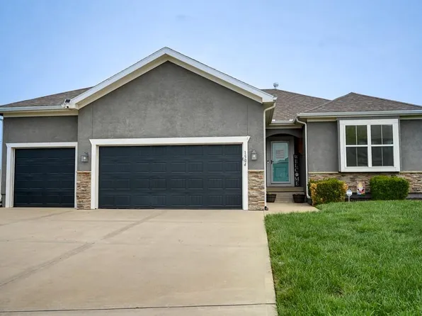 1504 Shane Ln, Belton, MO 64012