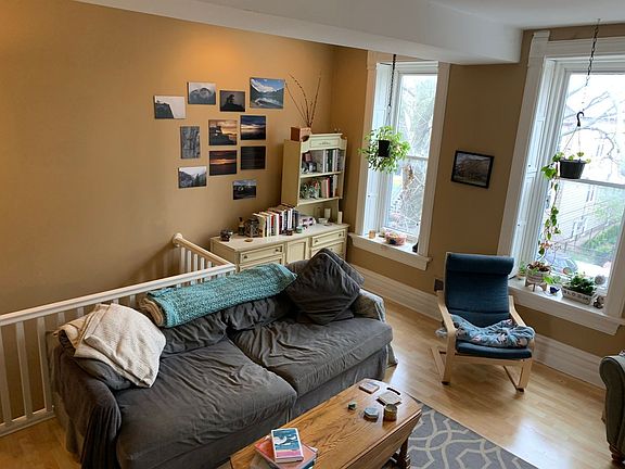 5th image of 1634 N Wood St #3