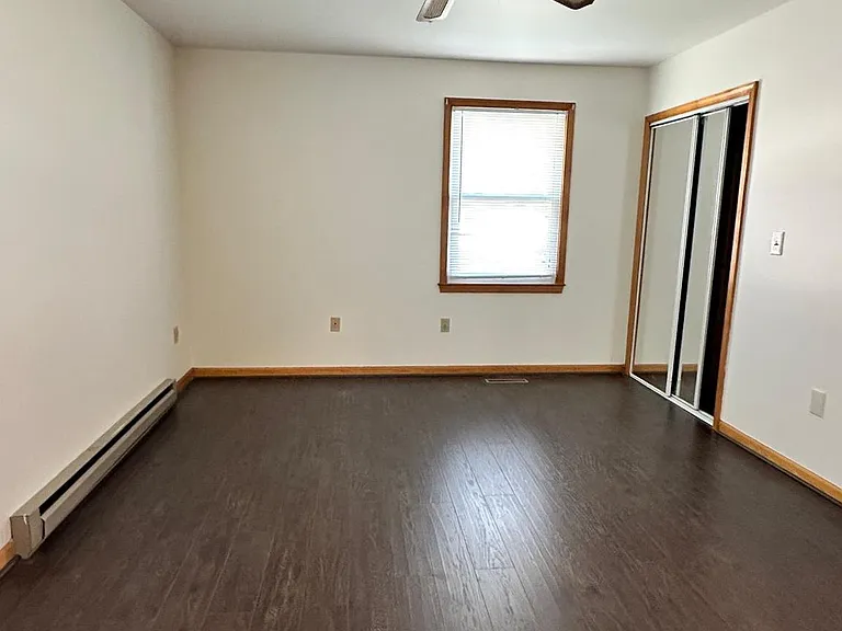 4 S Altamont Ave — Photo 18