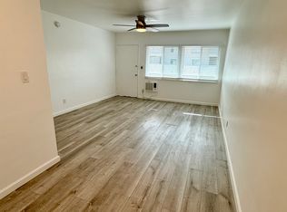 1000 Palm Ave APT 18, West Hollywood, CA 90069