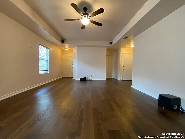 3 bed, 2.0 bath, 1584 sqft, $1,595 — Photo 4