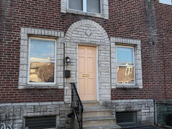 636 E Carver St, Philadelphia, PA 19120