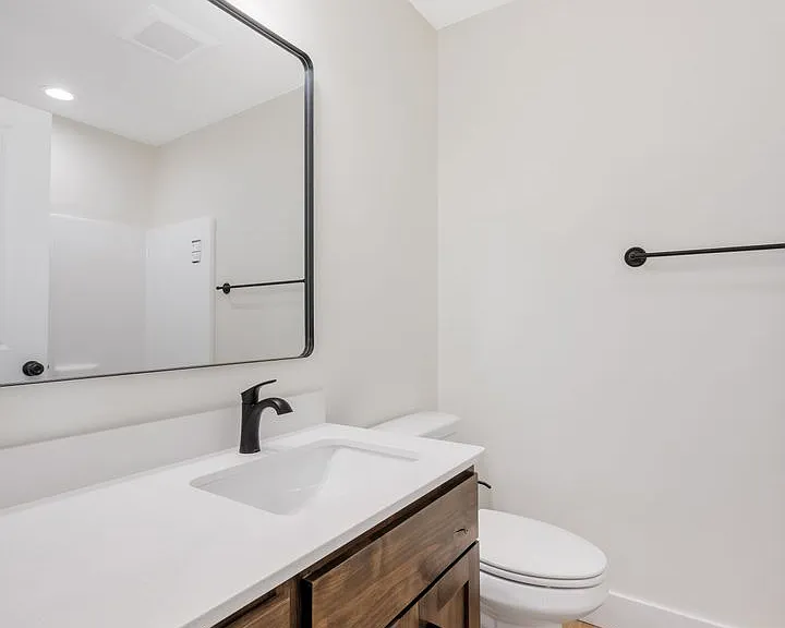 1727 Ammon St — Photo 14