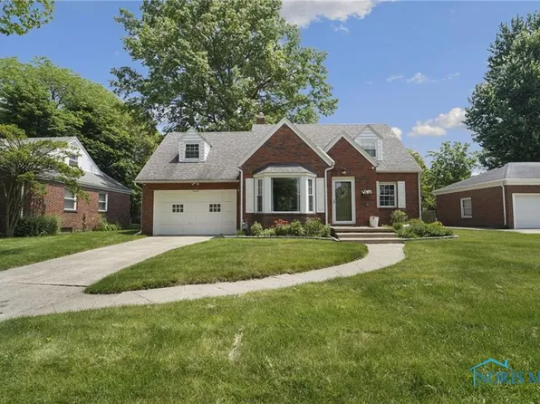 3320 Drummond Rd, Toledo, OH 43606