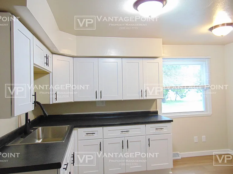 1109 Melissa St — Photo 9