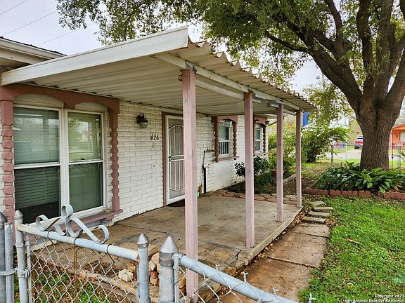2nd image of 1826 ARBOLEDA ST