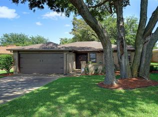1432 Timberline Dr, Benbrook, TX 76126