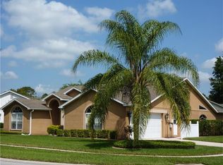 5534 Walkingstick Ln, Zephyrhills, FL 33543