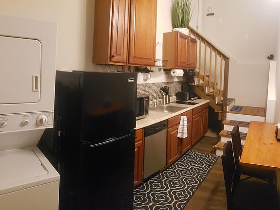 5th image of 21219 Augusta Dr #B