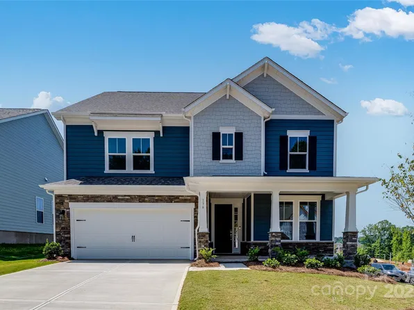 136 Glenn Dr, Mooresville, NC 28115