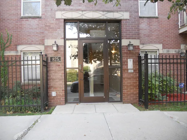 825 E 41st St APT 2B, Chicago, IL 60653