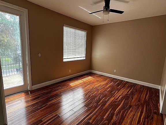 3rd image of 15437 Bay Vista Dr