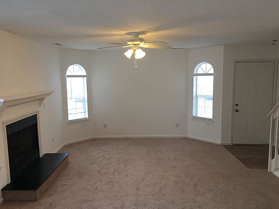 4th image of 5328 Bardith Cir