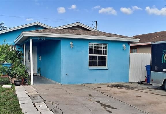 2nd image of 2529R 26th Ave N