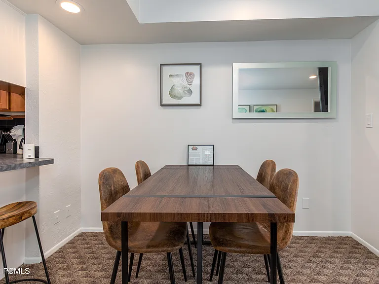 2000 Prospector Ave #409 — Photo 8
