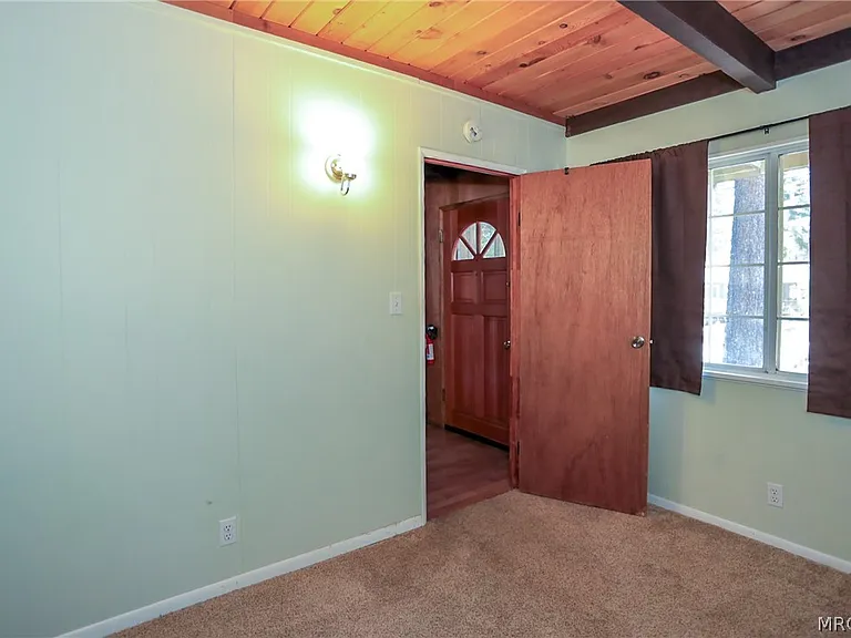 921 Menlo Dr — Photo 28