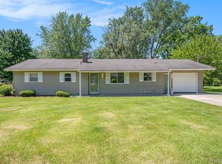 3720 Waltmar Dr, Bridgeport, MI 48722