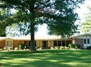 14063 Camberra Ct, Chesterfield, MO 63017