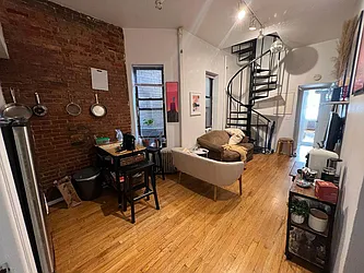 Rented by Best Apartments North Inc