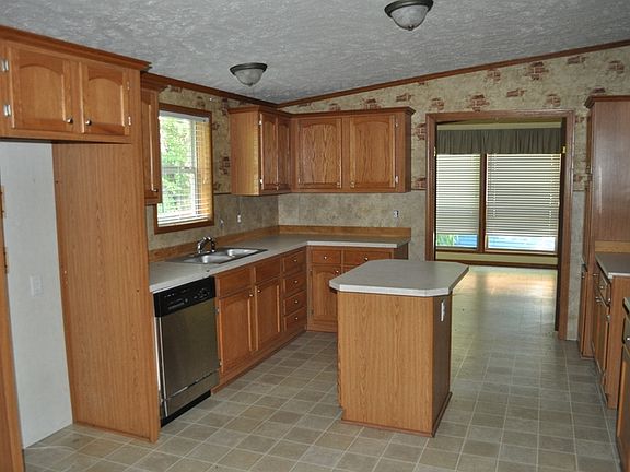 3rd image of 1626 County Road 2
