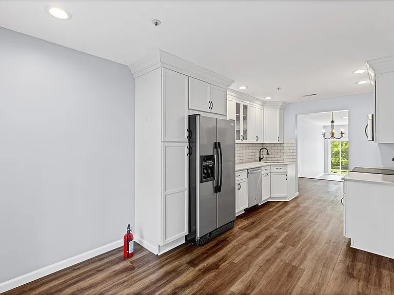 1314 Chanticleer Cherry — Photo 30