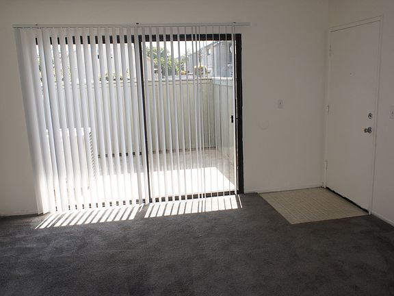 5th image of 410 S Clementine St APT 103
