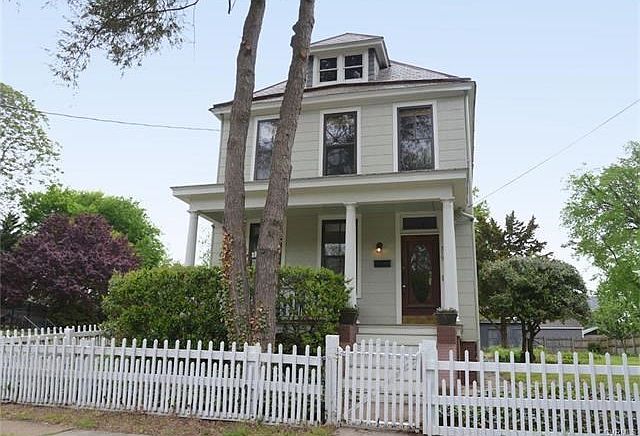 1st image of 519 W 27th St