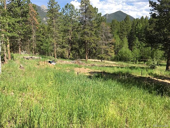 3rd image of 1071 Mountain Meadows Dr