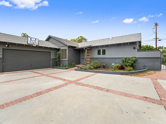 2nd image of 8117 Sunny Brae Ave
