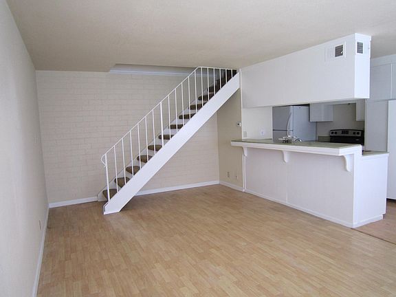 2nd image of 1362 Shawn Dr Unit 2