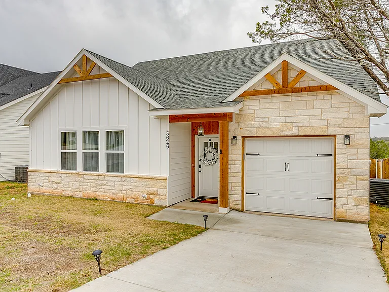 5626 Barkridge Dr — Photo 13