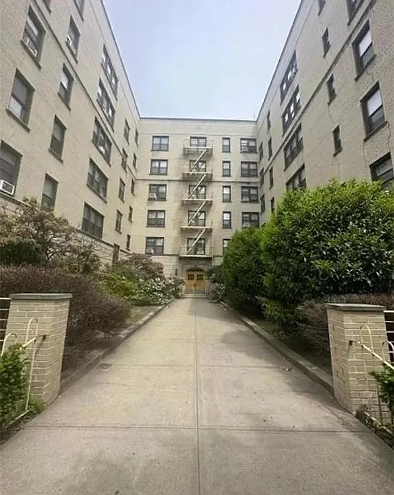 4300 Martha Ave #6F