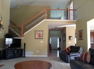 2340 Charoe St, Lewis Center, OH