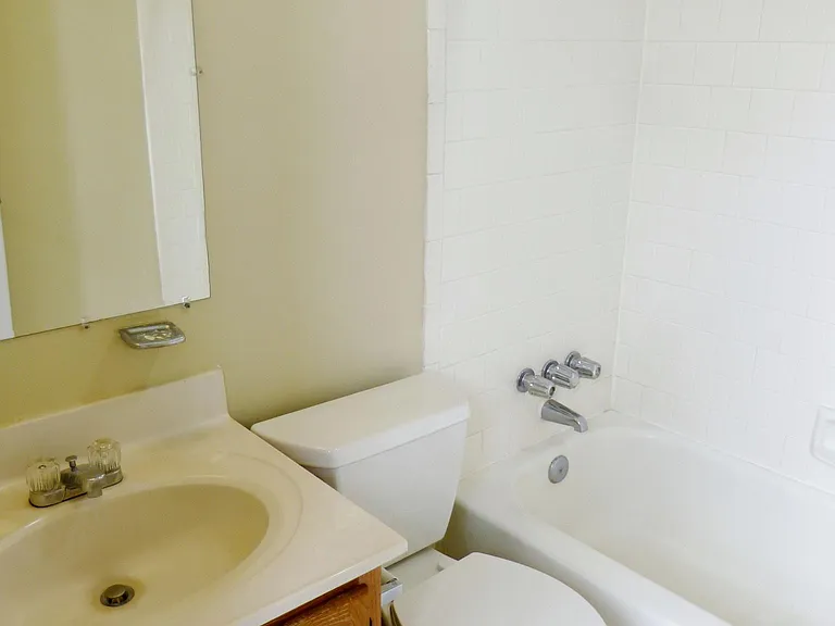 1516 Lancaster St #3C — Photo 11