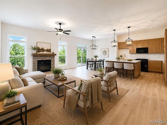 2nd image of 2409 Fiddlers Close Rd #111