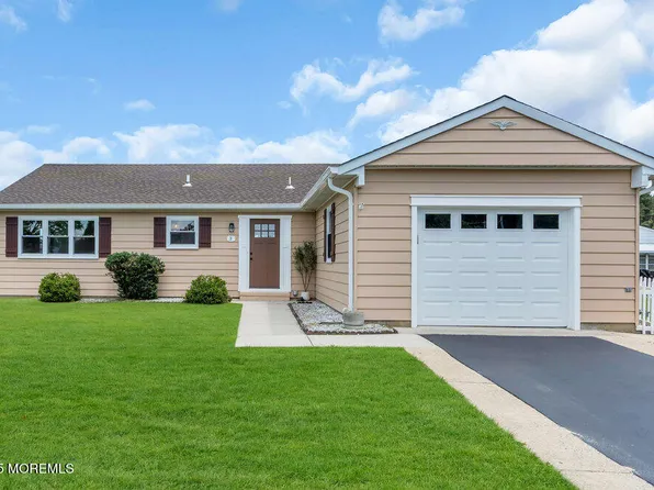 3 Andover Court, Toms River, NJ 08757