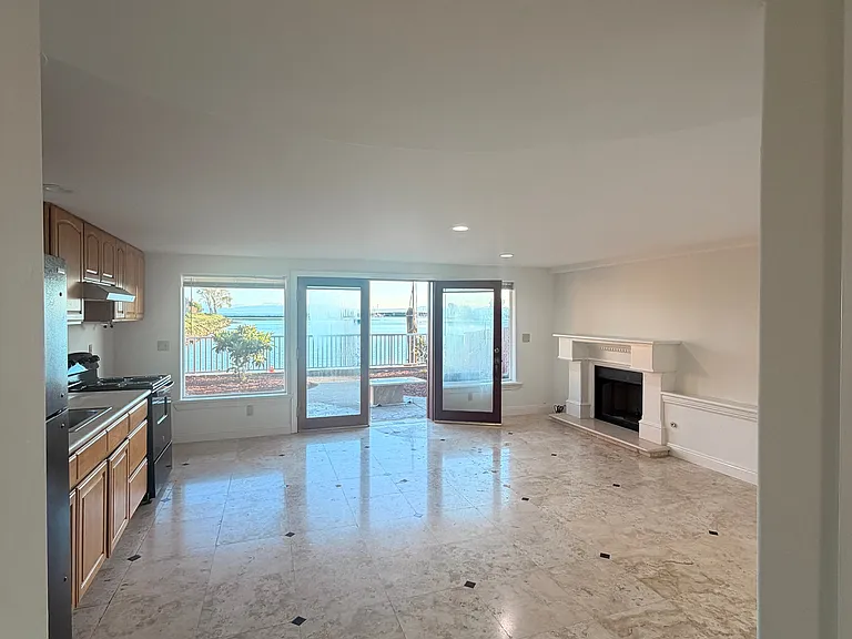 512 Central Ave #E — Photo 6