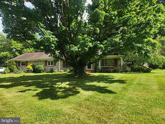 5th image of 723 W Sun Hill Rd