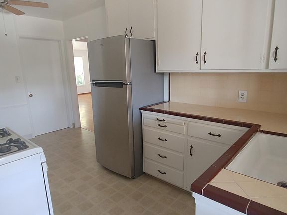 5th image of 362 Kuehnis Dr