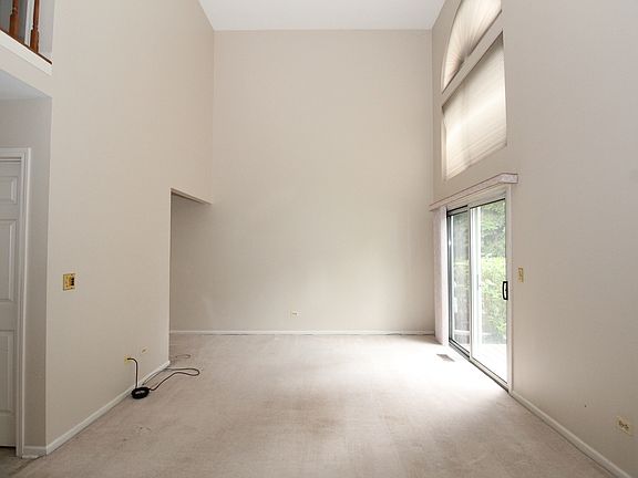 2nd image of 1854 Salem Ct